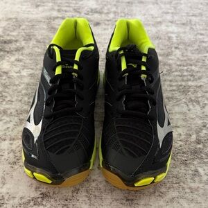 Mizuno Black and Neon Yellow Running Shoes